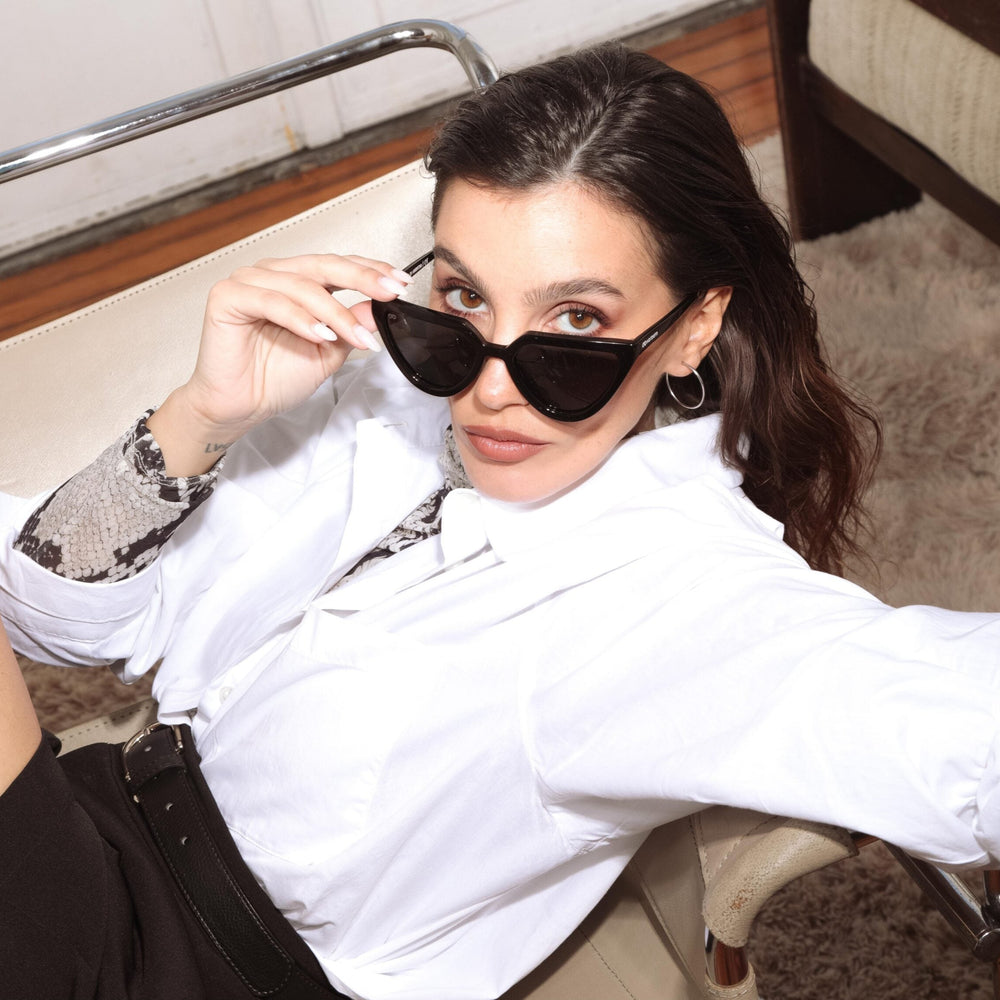 Valen Oddi wearing Brunei Signature